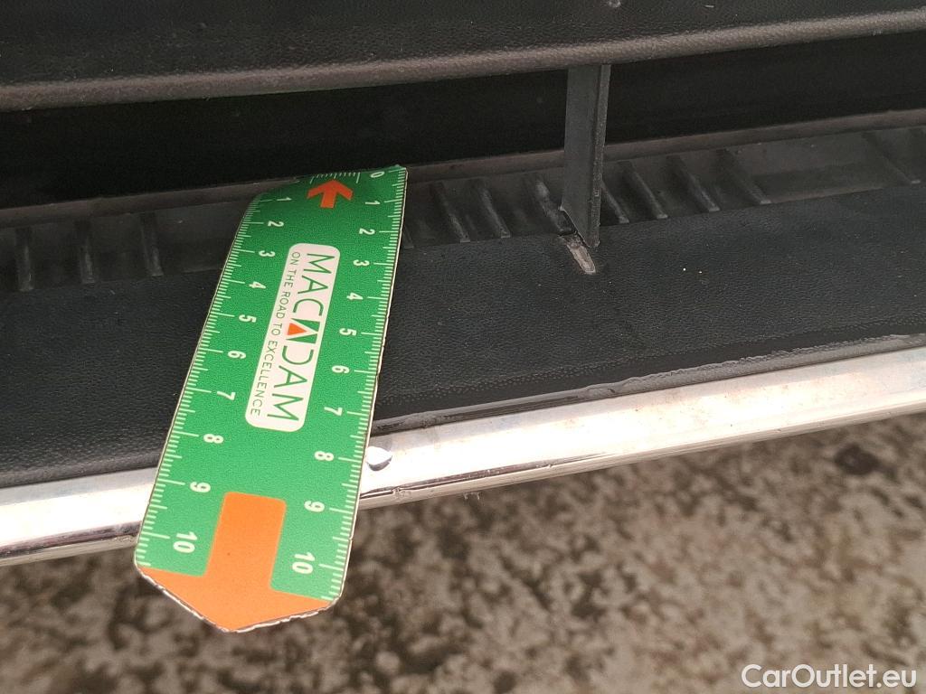 Volkswagen  Passat VOLKSWAGEN  SW / 2019 / 5P / Break 1.4 TSI DSG HYBRIDE RECHARGEABLE SW GTE #2