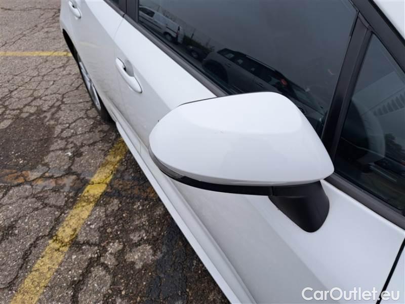 Toyota  Corolla TOYOTA  / 2019 / 5P / BERLINA 1.8 HYBRID ACTIVE #65