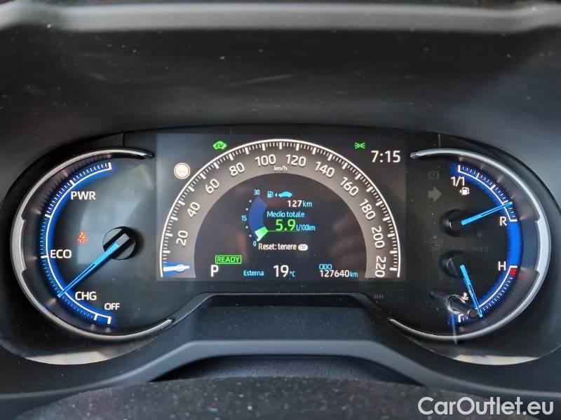 Toyota  RAV4 TOYOTA  / 2018 / 5P / CROSSOVER 2.5 HV 218CV E-CVT BUSINESS 2WD #4