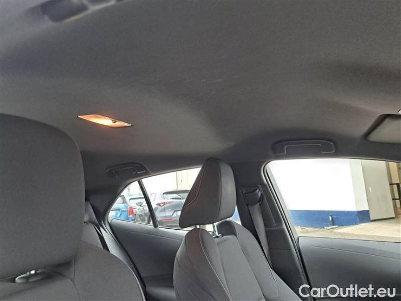 Toyota  Corolla TOYOTA  / 2019 / 5P / BERLINA 1.8 HYBRID ACTIVE #67