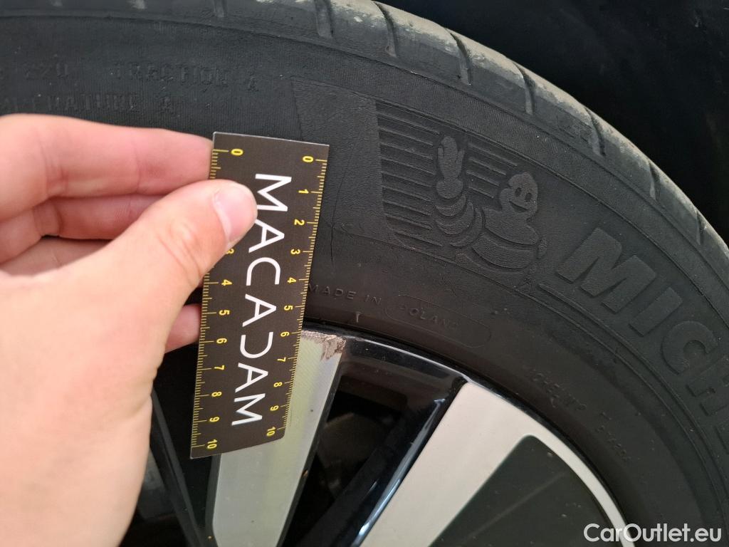  Volvo  XC60 VOLVO  / 2017 / 5P / SUV Recharge T6 340 Geartro Business Exe #30