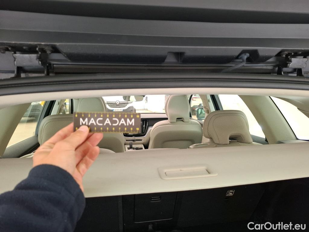  Volvo  XC60 VOLVO  / 2017 / 5P / SUV Recharge T6 340 Geartro Business Exe #49