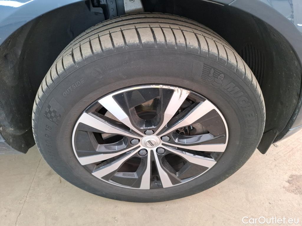  Volvo  XC60 VOLVO  / 2017 / 5P / SUV Recharge T6 340 Geartro Business Exe #34