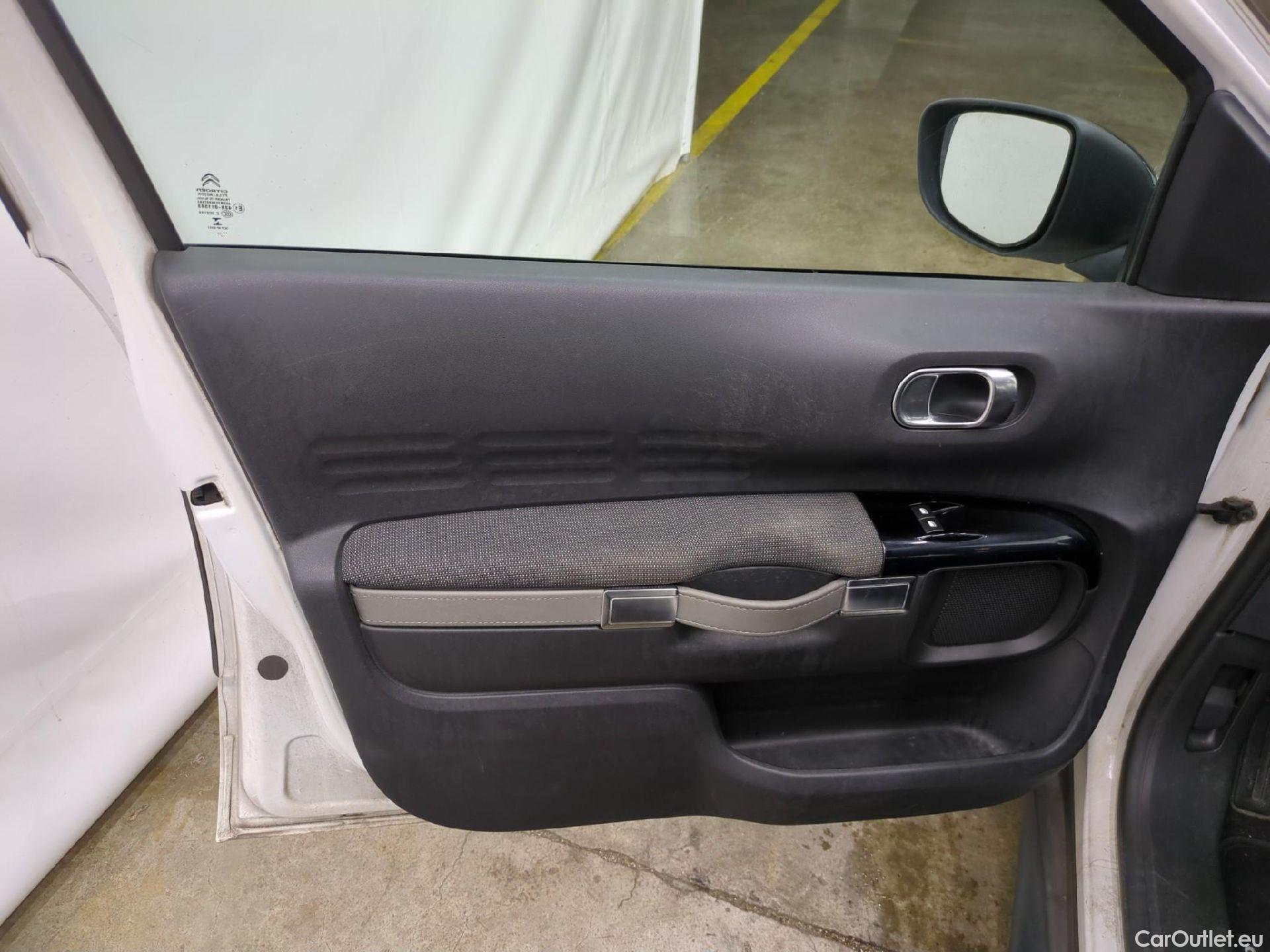 Citroen  C4 Cactus  Feel 1.6 BlueHDi 100CV BVM5 E6 #1