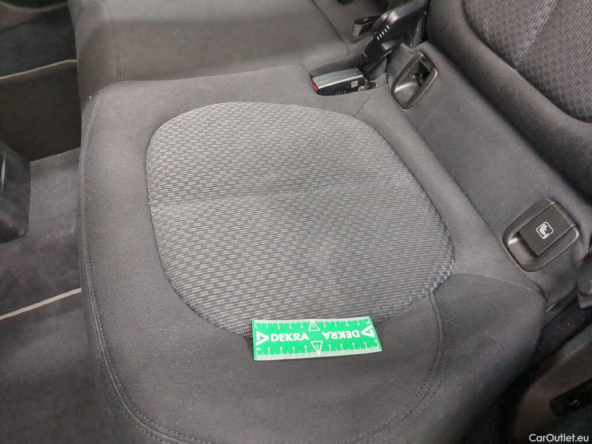 Bmw  X2 BMW  / 2017 / 5P / SUV sDrive18i Business DesignDKG7 #2