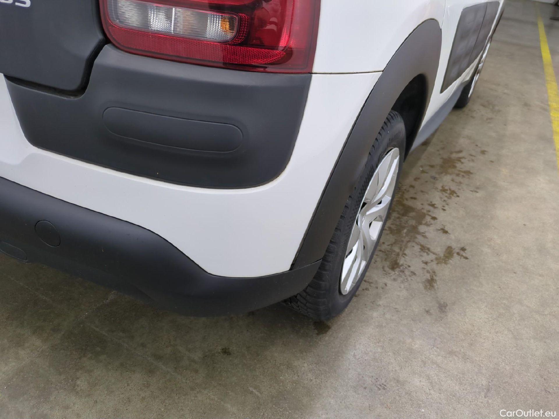 Citroen  C4 Cactus  Feel 1.6 BlueHDi 100CV BVM5 E6 #36