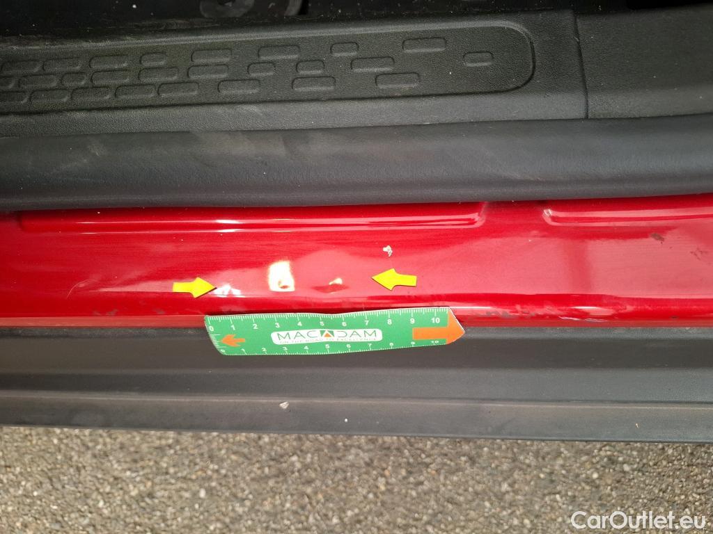 Fiat  500 FIAT X / 2018 / 5P / SUV 1.0 FFly T T3 120ch Cross #4