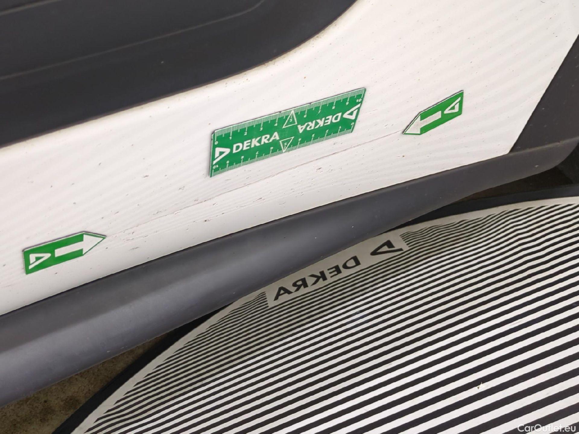 Citroen  C4 Cactus  Feel 1.6 BlueHDi 100CV BVM5 E6 #26