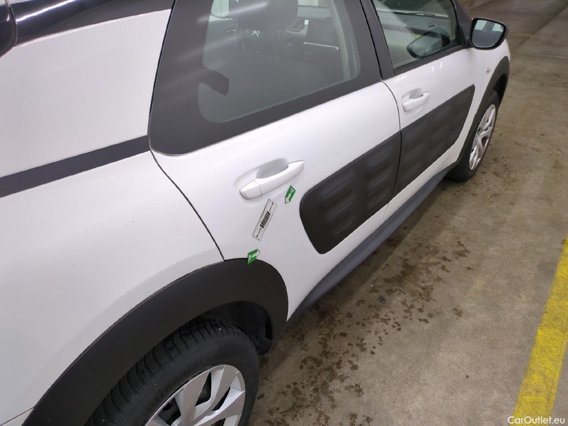 Citroen  C4 Cactus  Feel 1.6 BlueHDi 100CV BVM5 E6 #22