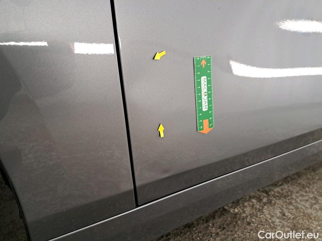 Bmw  Serie 1 BMW Série 1 / 2019 / 5P / Berline 116i DKG7 Business Design #2