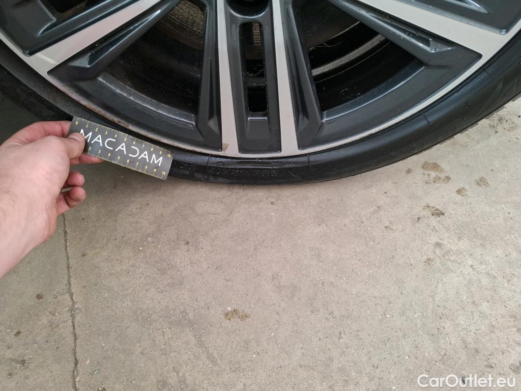 Bmw  Serie 1 Série 1 Berline 118 d Lounge 2.0 150CV BVA8 E6d #14