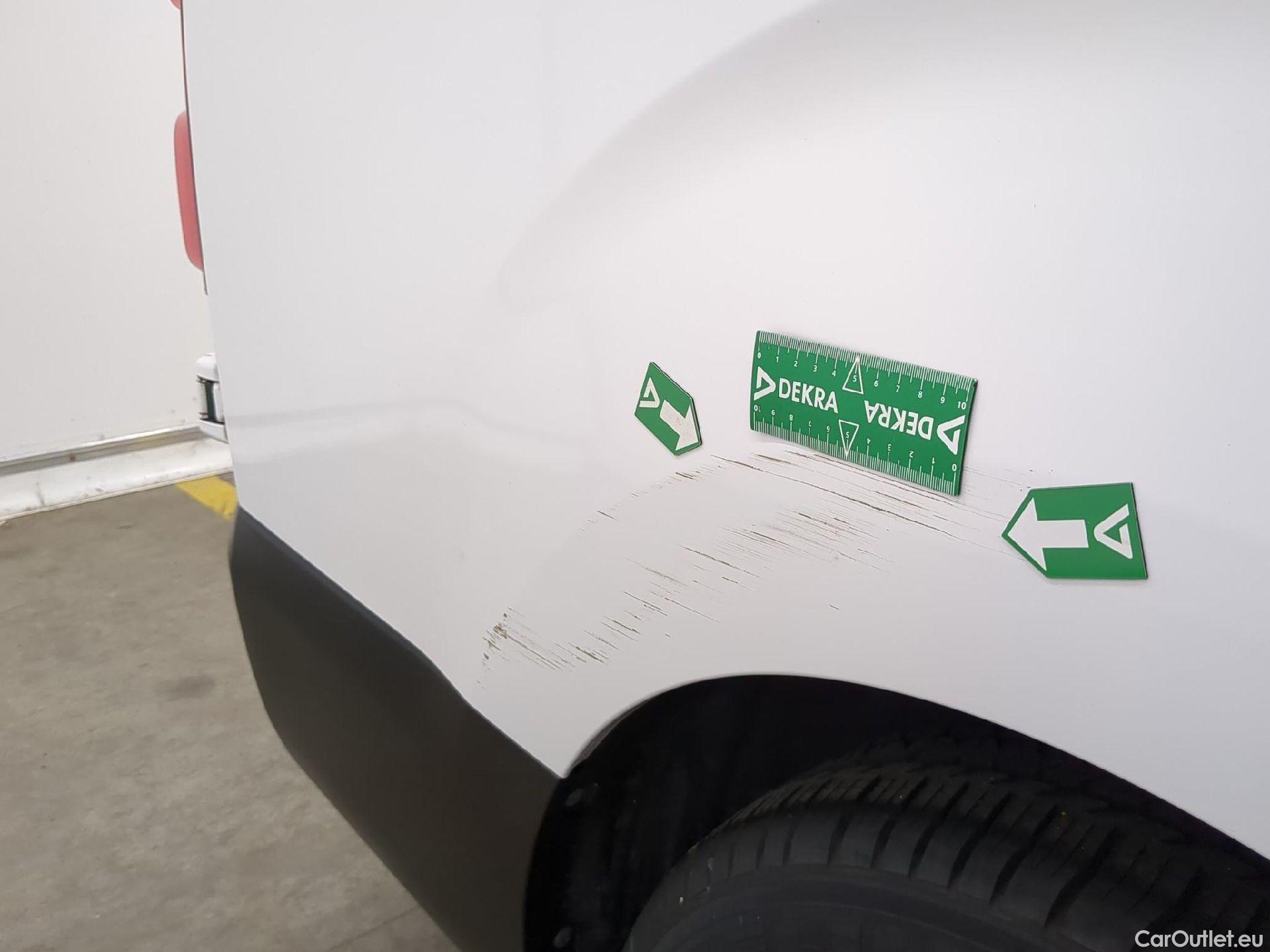 Citroen  Jumpy CITROEN  4p Combi Taille XL BlueHDi 120 S&S BVM6 Confort #2