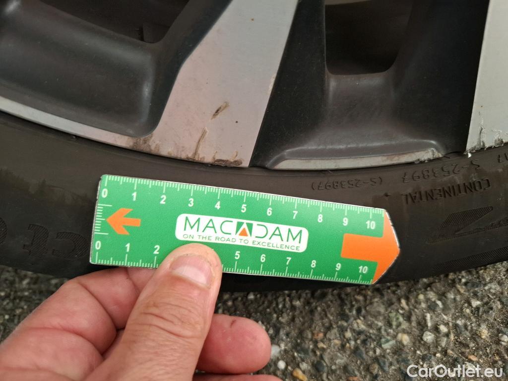 Fiat  500 FIAT X / 2018 / 5P / SUV 1.0 FFly T T3 120ch Cross #19