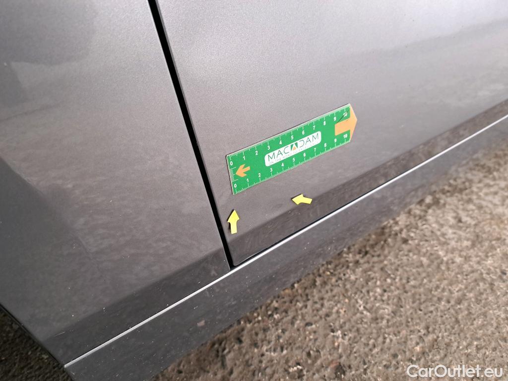 Bmw  Serie 1 BMW Série 1 / 2019 / 5P / Berline 116i DKG7 Business Design #3