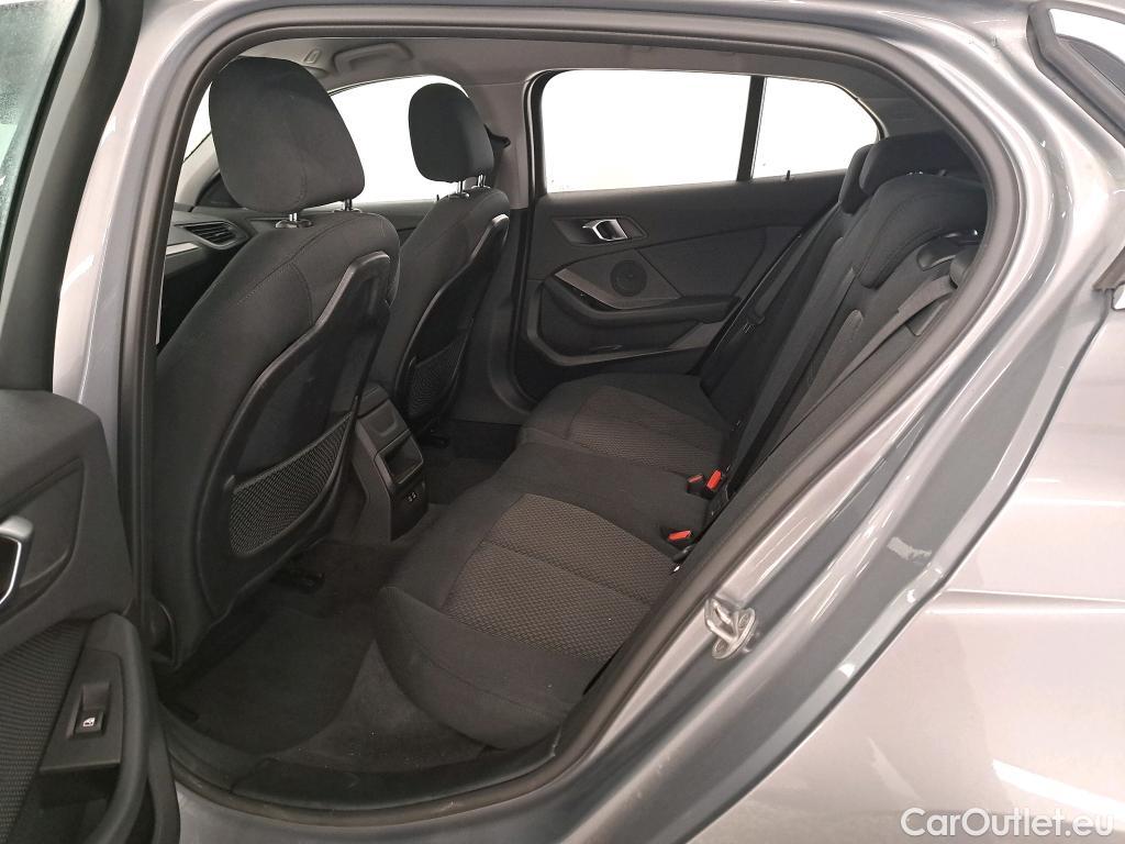 Bmw  Serie 1 BMW Série 1 / 2019 / 5P / Berline 116i DKG7 Business Design #9