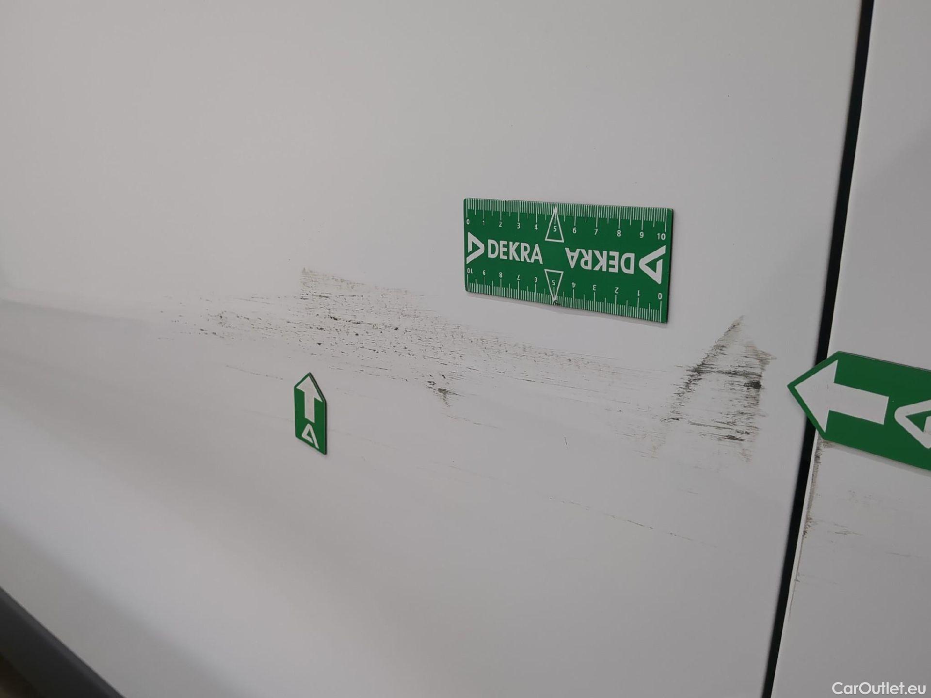 Citroen  Jumpy CITROEN  4p Combi Taille XL BlueHDi 120 S&S BVM6 Confort #4