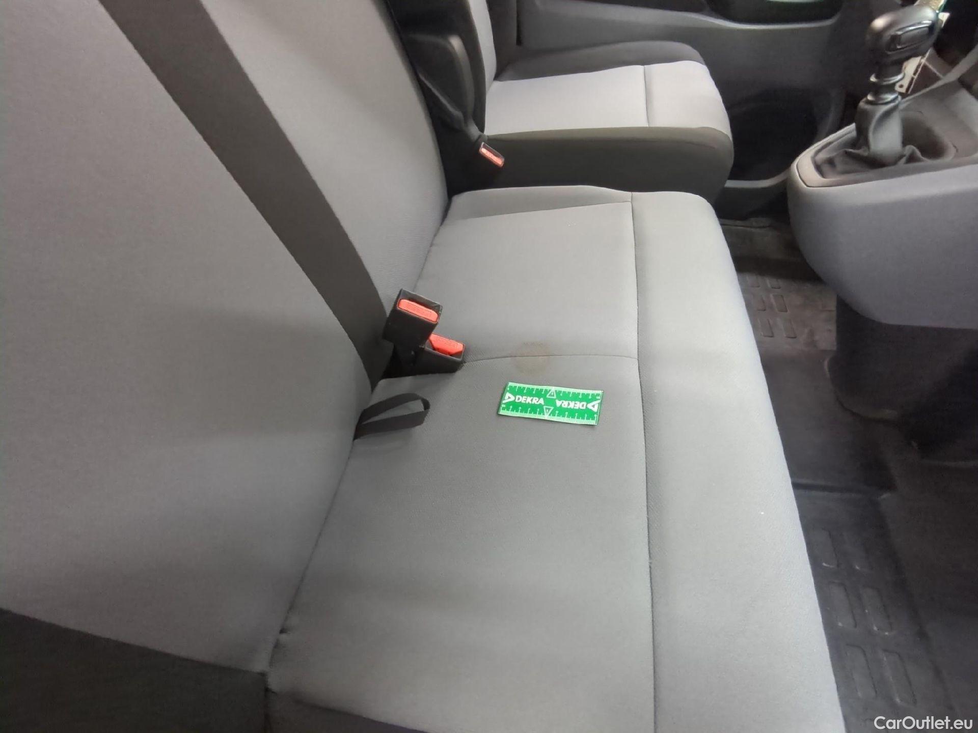 Citroen  Jumpy CITROEN  4p Combi Taille XL BlueHDi 120 S&S BVM6 Confort #16