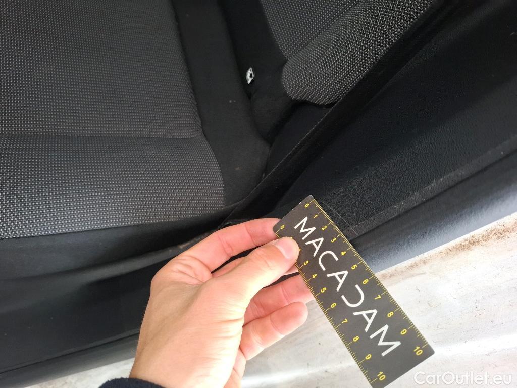  Citroen  C3  Feel Business 1.5 BlueHDI 100CV BVM5 E6dT #25