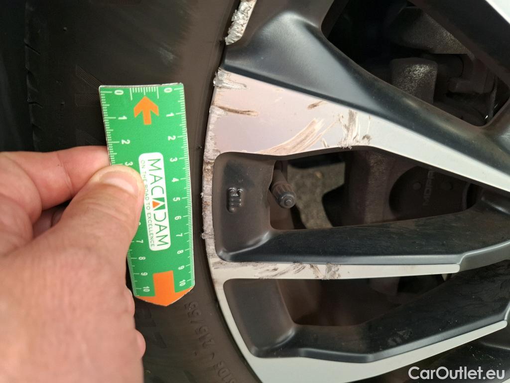 Fiat  500 FIAT X / 2018 / 5P / SUV 1.0 FFly T T3 120ch Cross #7