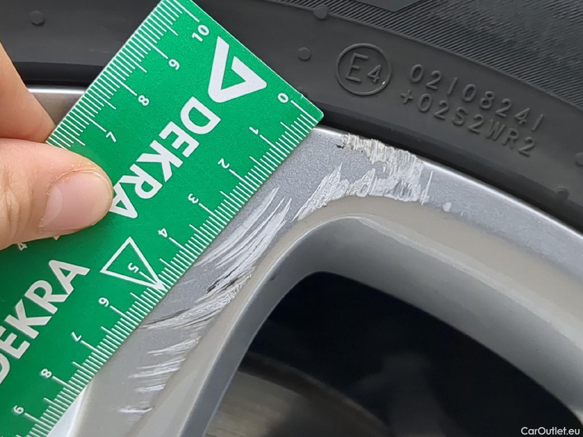  Cupra  Formentor CUPRA  / 2020 / 5P / SUV 1.4 e-HYBRID 204ch DSG6 Business Edition #4