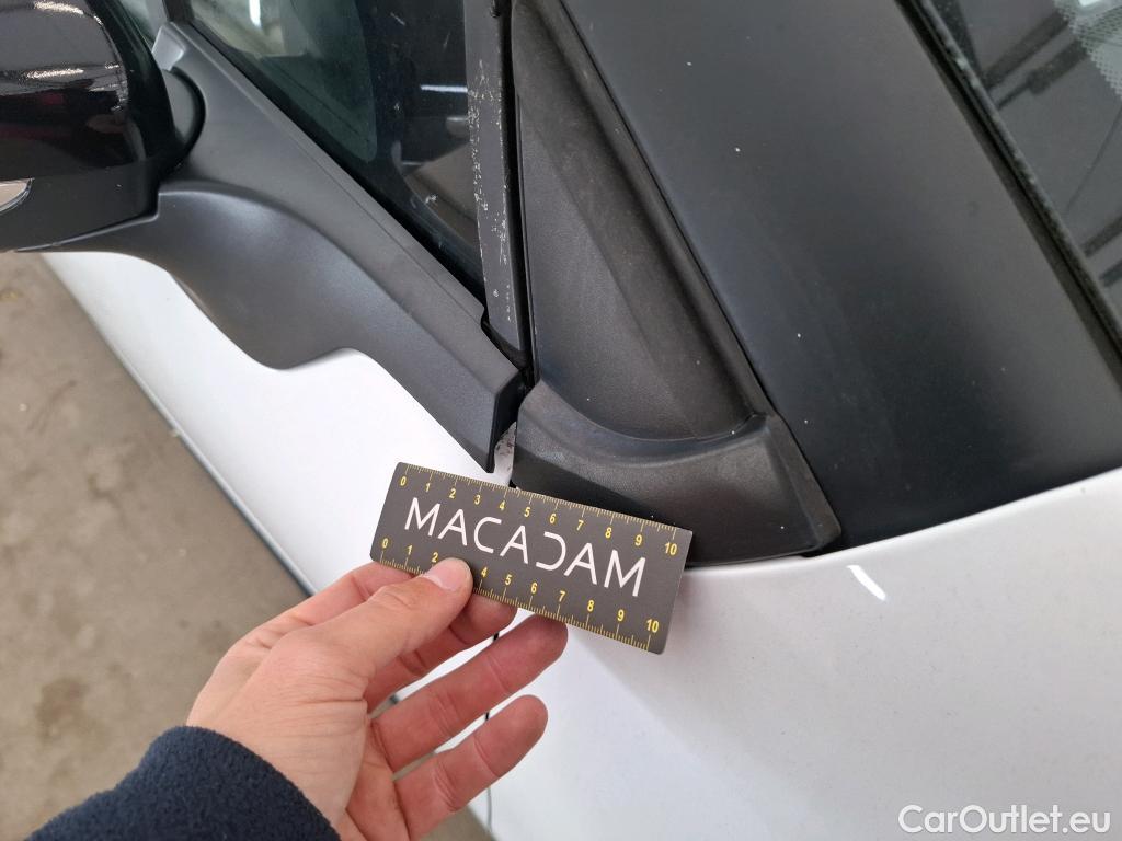  Citroen  C3  Feel Business 1.5 BlueHDI 100CV BVM5 E6dT #63