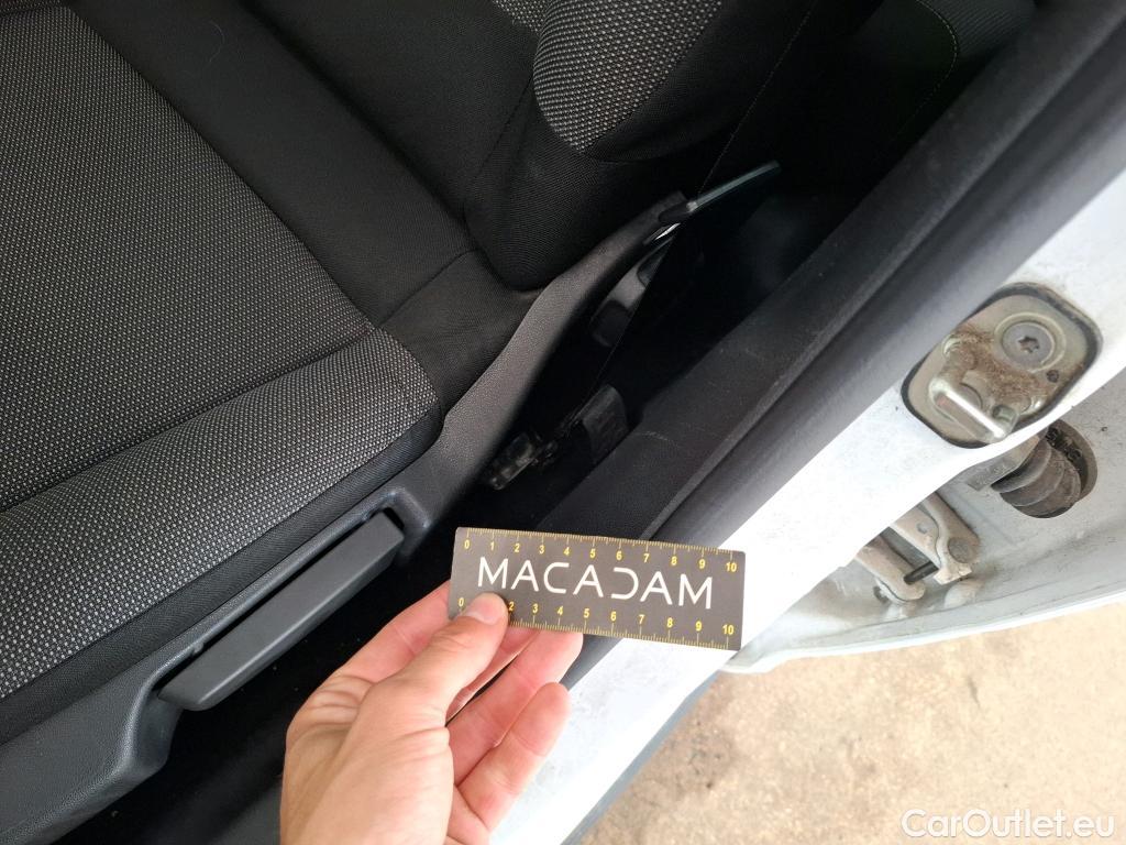  Citroen  C3  Feel Business 1.5 BlueHDI 100CV BVM5 E6dT #21