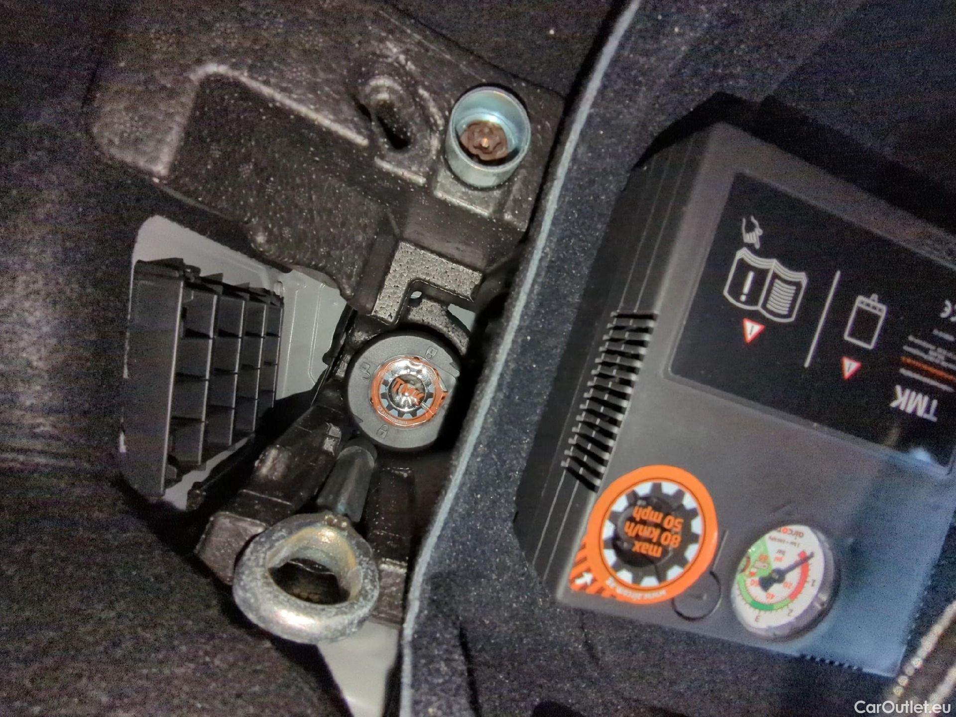 Bmw  X2 BMW  / 2017 / 5P / SUV sDrive18i Business DesignDKG7 #14