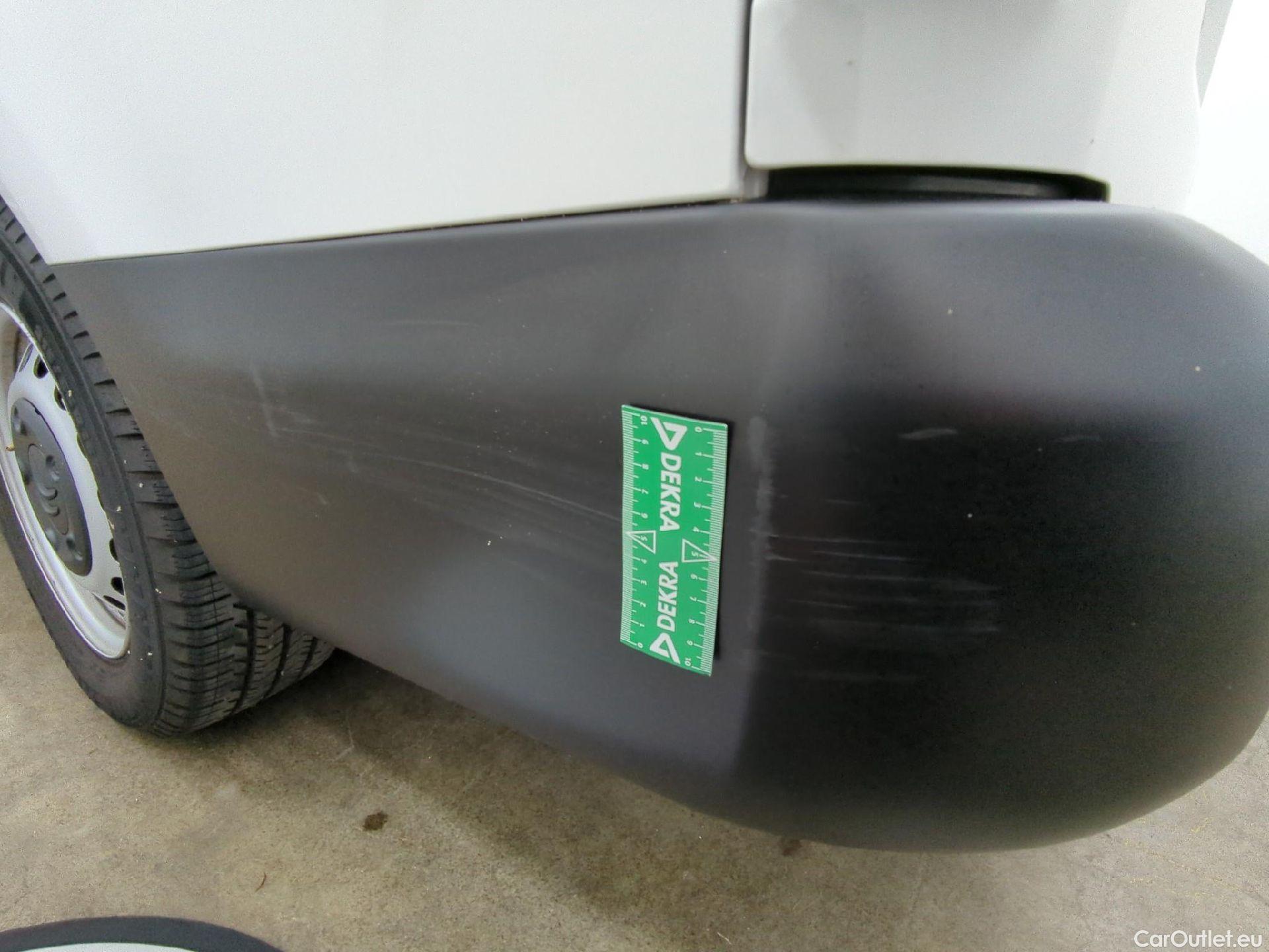 Citroen  Jumpy CITROEN  4p Combi Taille XL BlueHDi 120 S&S BVM6 Confort #14