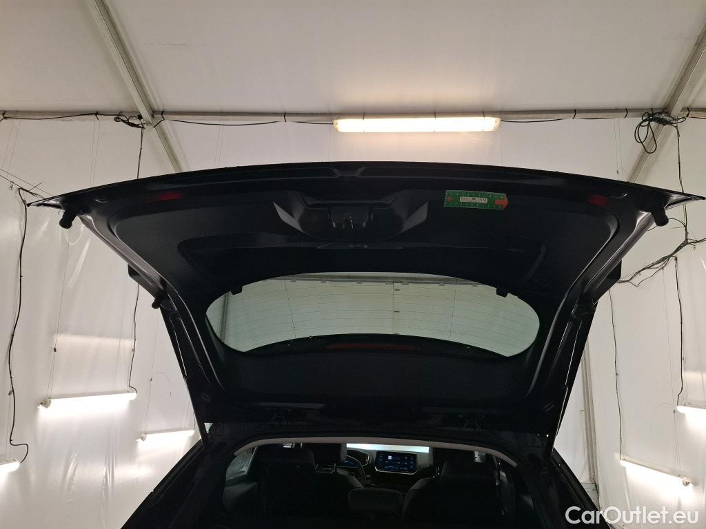 Peugeot  2008  Allure Pack 1.2 PureTech 100CV BVM6 E6d #17