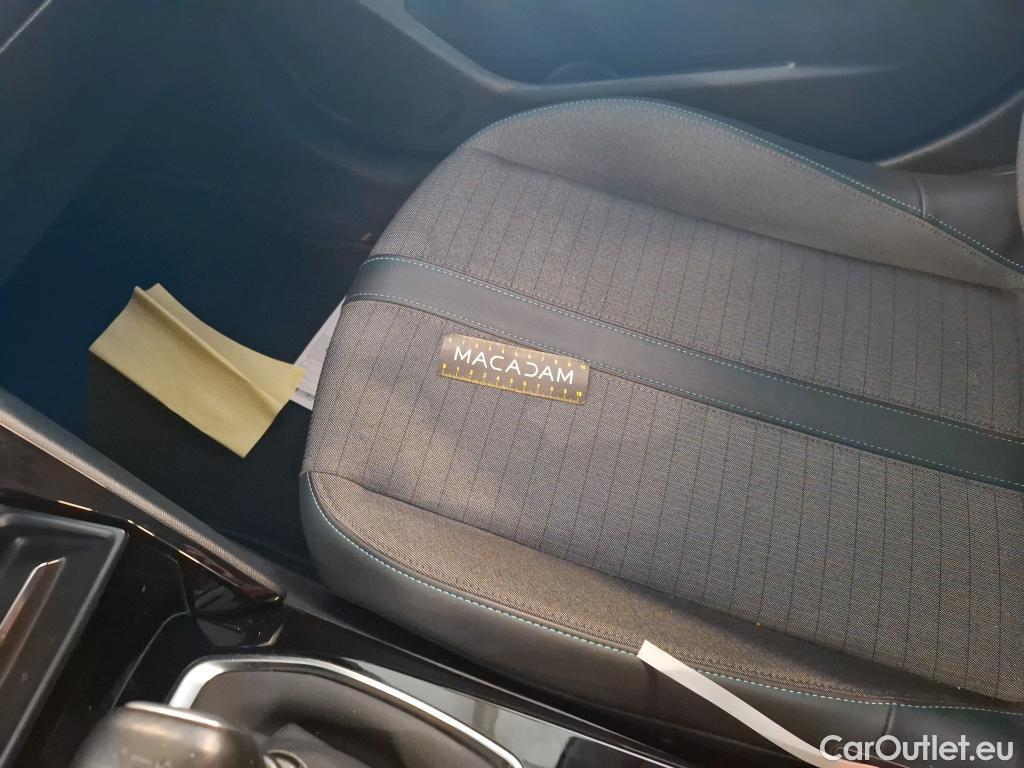  Peugeot  208  Allure Pack 1.2 PureTech 100CV BVM6 E6d #15