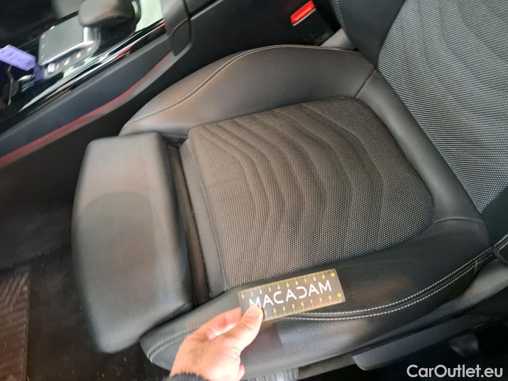 Mercedes  A-Klasse MERCEDES-BENZ Classe A Compact / 2018 / 5P / Berline A 200 d Business Line 8G-DCT #8