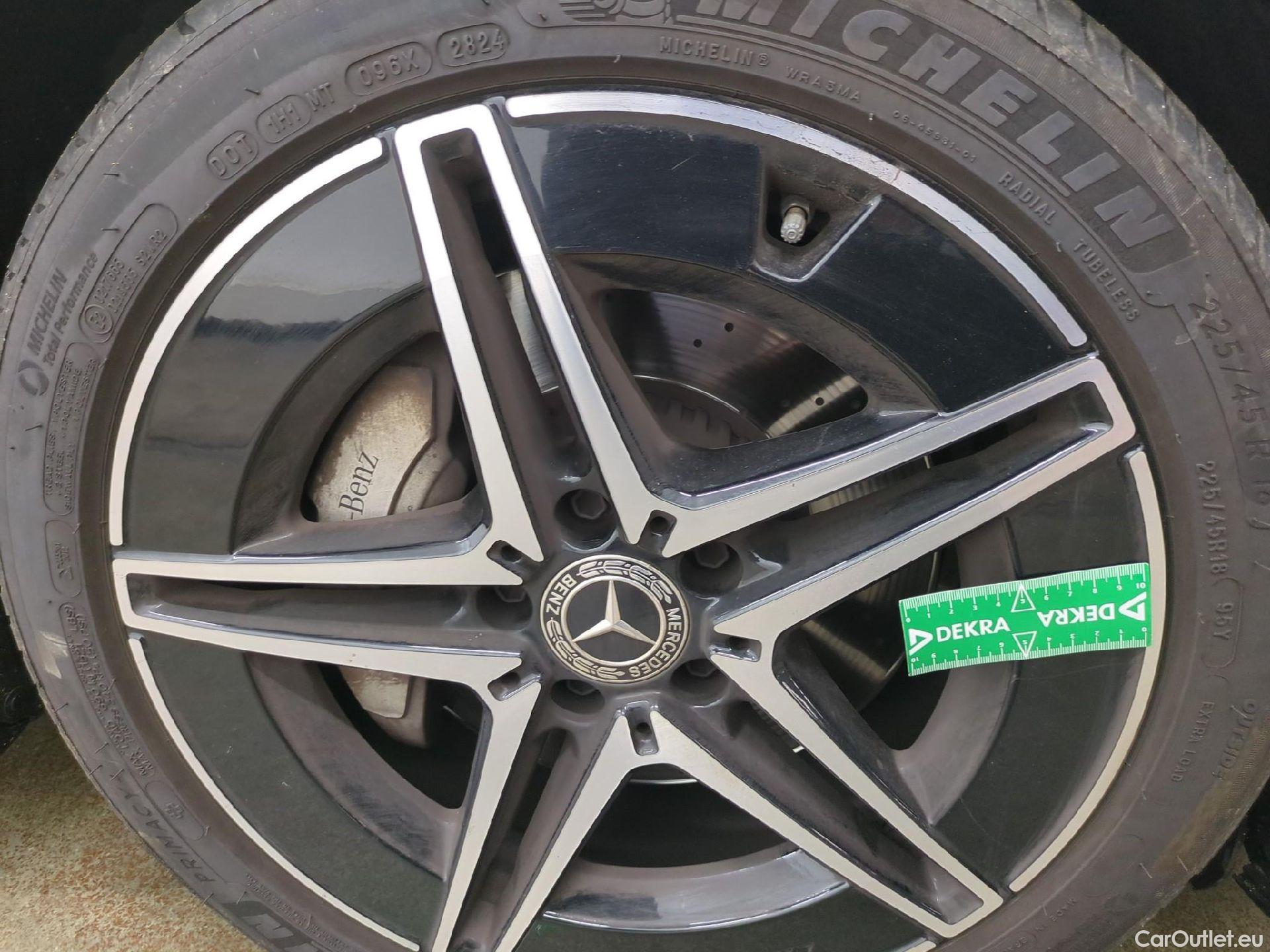 Mercedes  C-Klasse MERCEDES-BENZ Classe C Break / 2021 / 5P / Break C 200 d AMG Line #2