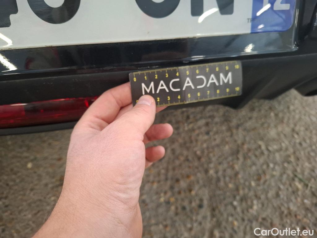  Peugeot  208  Allure Pack 1.2 PureTech 100CV BVM6 E6d #8