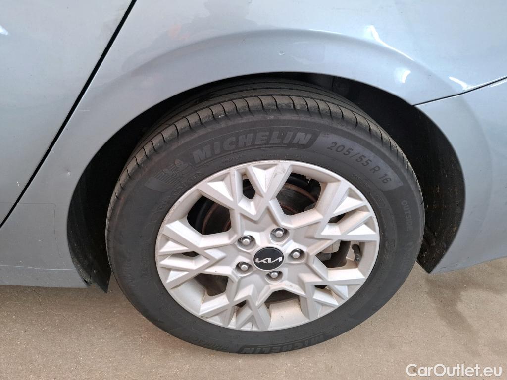  KIA  Cee'd Ceed Sportswagon Active 1.5 T-GDI 160CV BVM6 E6d #13