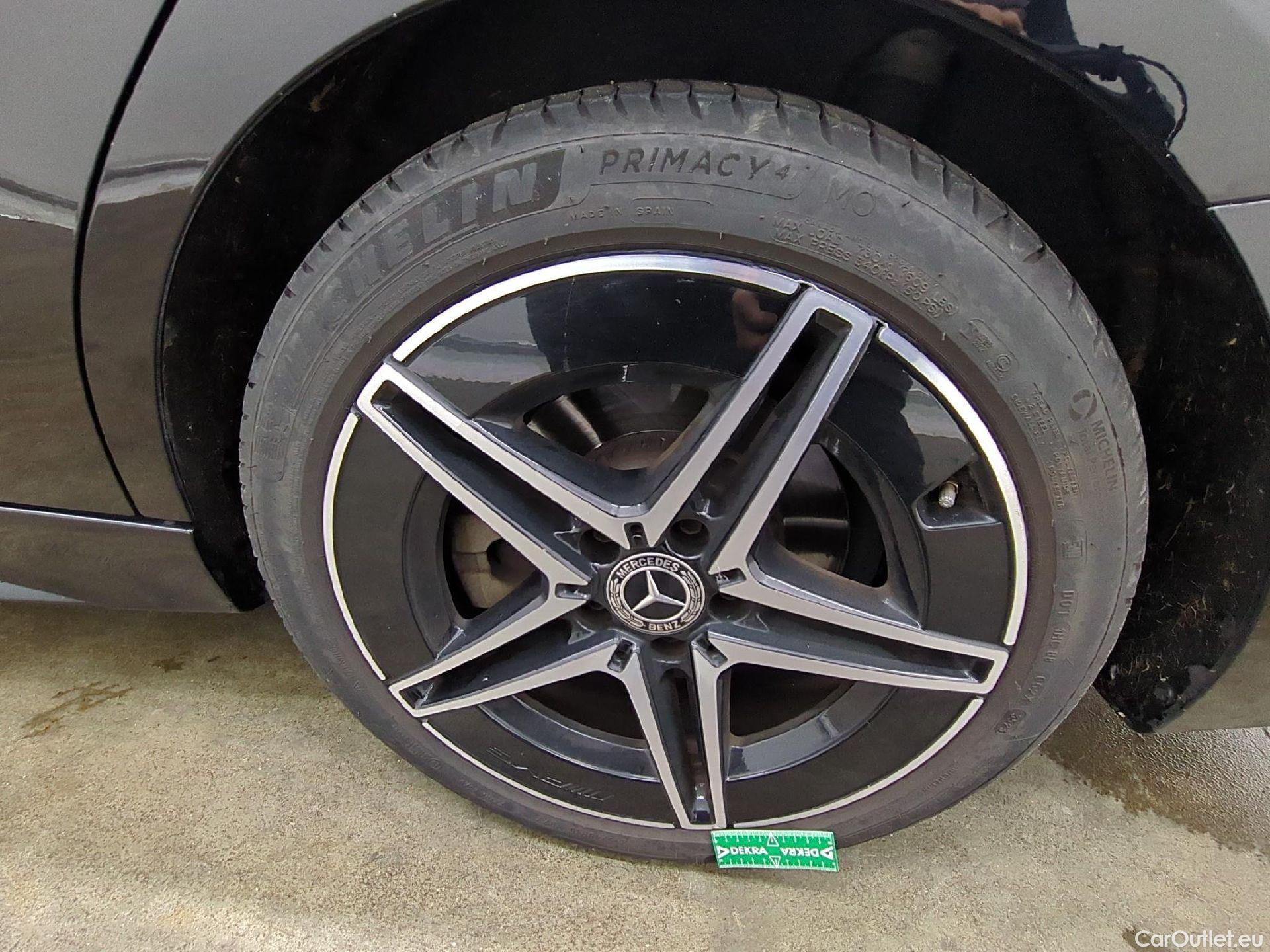 Mercedes  C-Klasse MERCEDES-BENZ Classe C Break / 2021 / 5P / Break C 200 d AMG Line #3