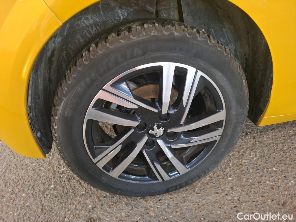  Peugeot  208  Allure Pack 1.2 PureTech 100CV BVM6 E6d #19