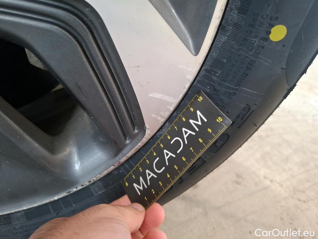  Hyundai  Konna Kona Business Hybrid 2WD 1.6 GDI 140CV BVA6 E6d #5