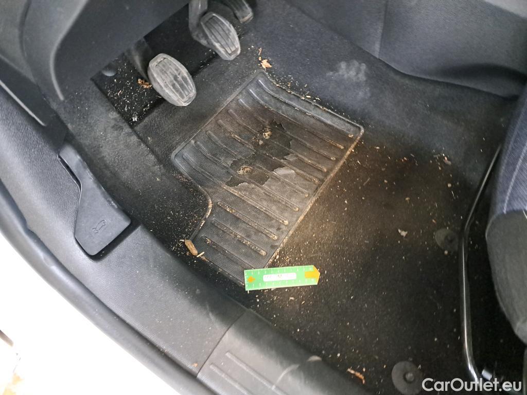  Peugeot  208  Premium 1.5 HDi 100CV BVM6 E6d #1