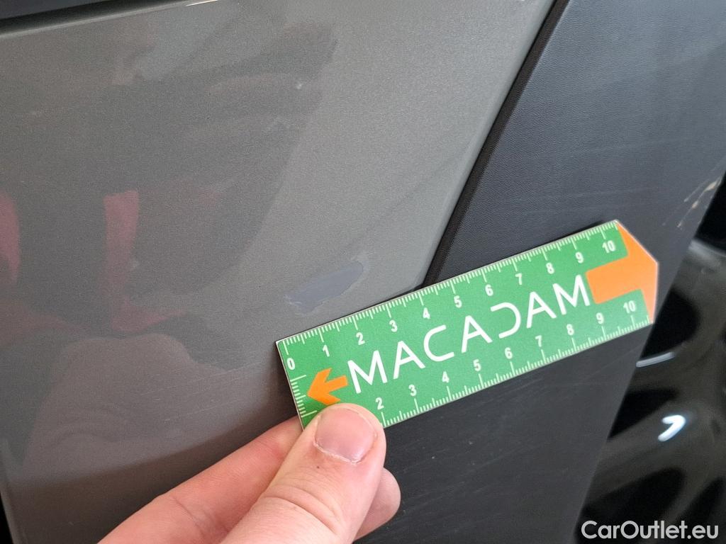  Mini  Cooper MINI Mini / 2021 / 5P / Berline One Edition Camden 102 ch BVA7 #24