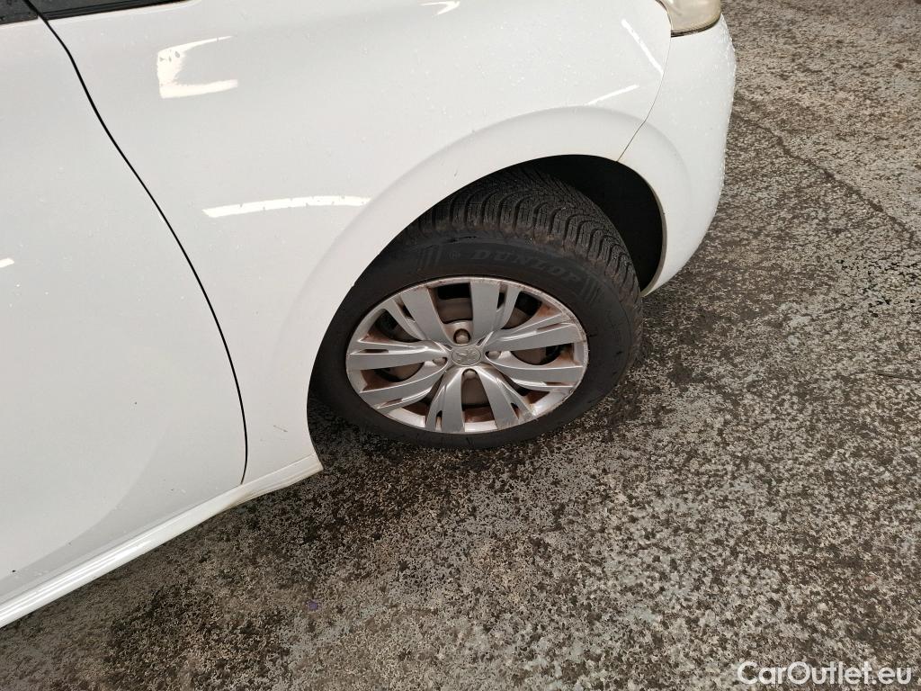  Peugeot  208  Active 1.0 PureTech 70CV BVM5 E5 #24