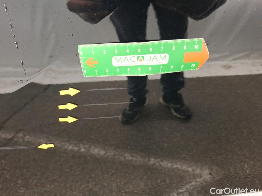 Peugeot  2008  Allure Pack 1.2 PureTech 100CV BVM6 E6d #28