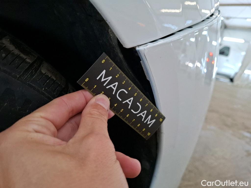  Peugeot  208  Active Business 1.5 HDi 100CV BVM6 E6d #38