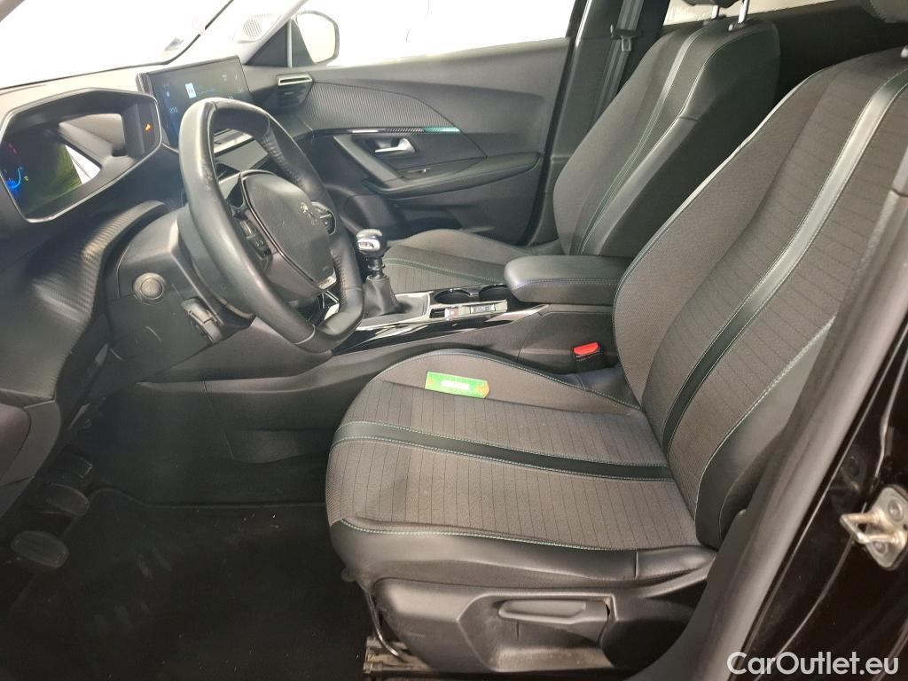 Peugeot  2008  Allure Pack 1.2 PureTech 100CV BVM6 E6d #20