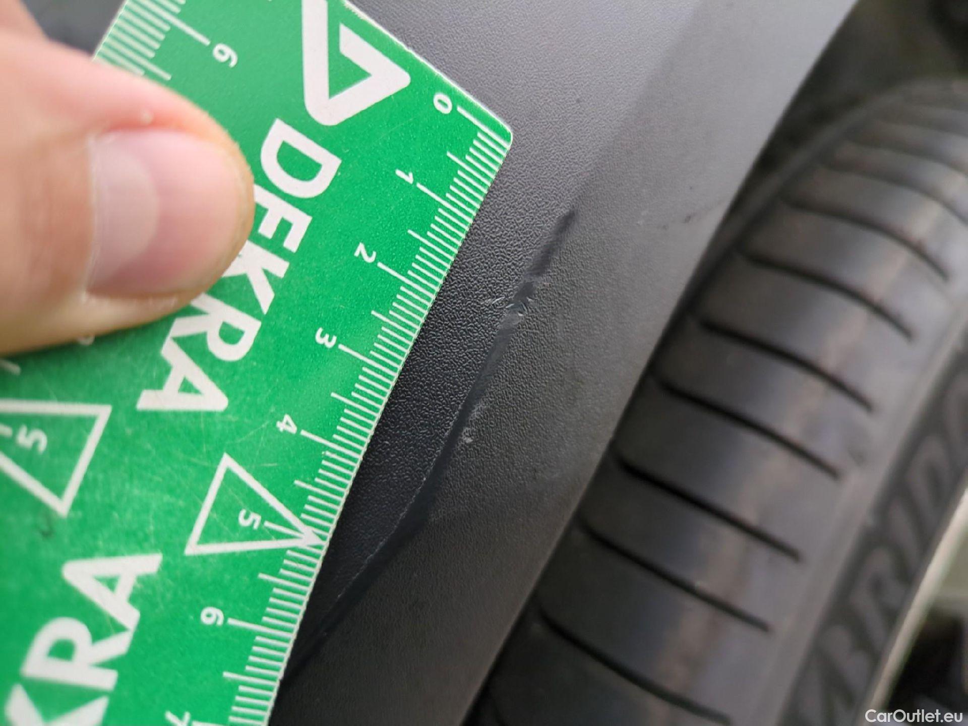  Peugeot  2008  Allure Business 1.5 HDi 100CV BVM6 E6d #9