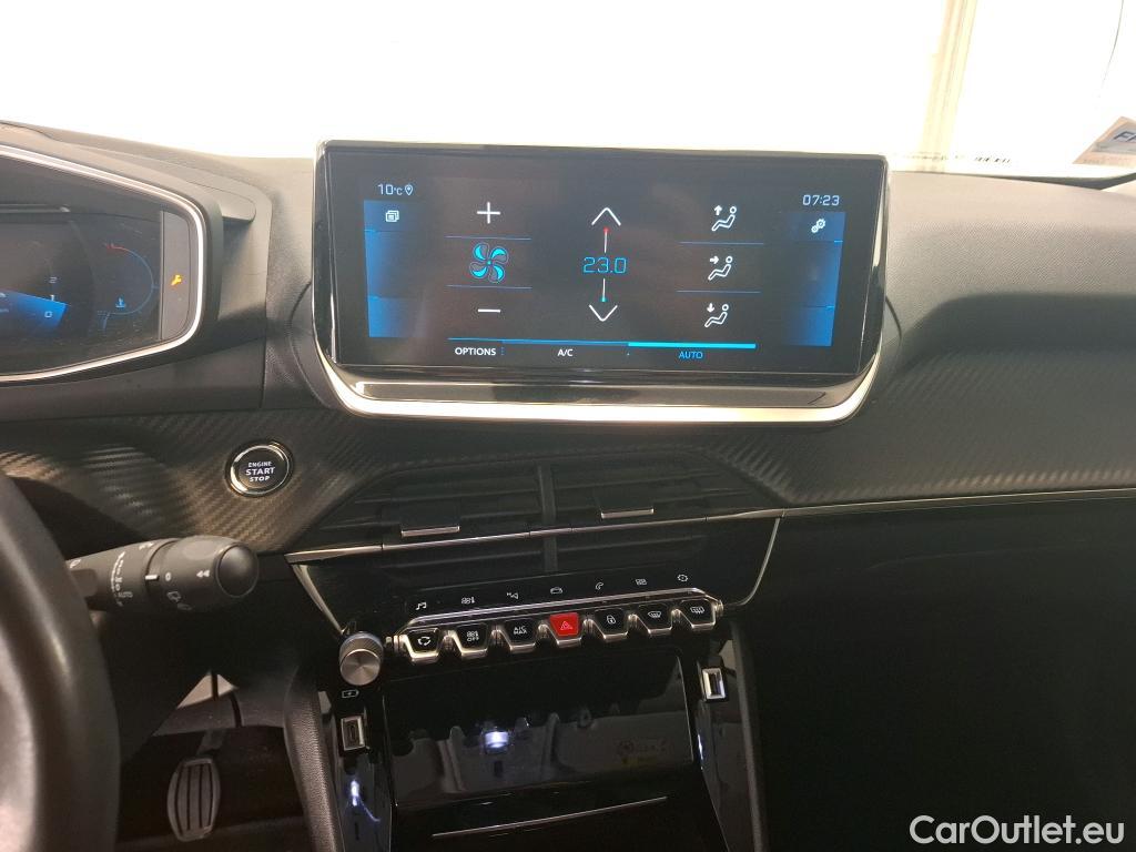 Peugeot  2008  Allure Pack 1.2 PureTech 100CV BVM6 E6d #7