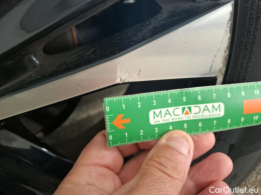 Peugeot  2008  Allure Pack 1.2 PureTech 100CV BVM6 E6d #12