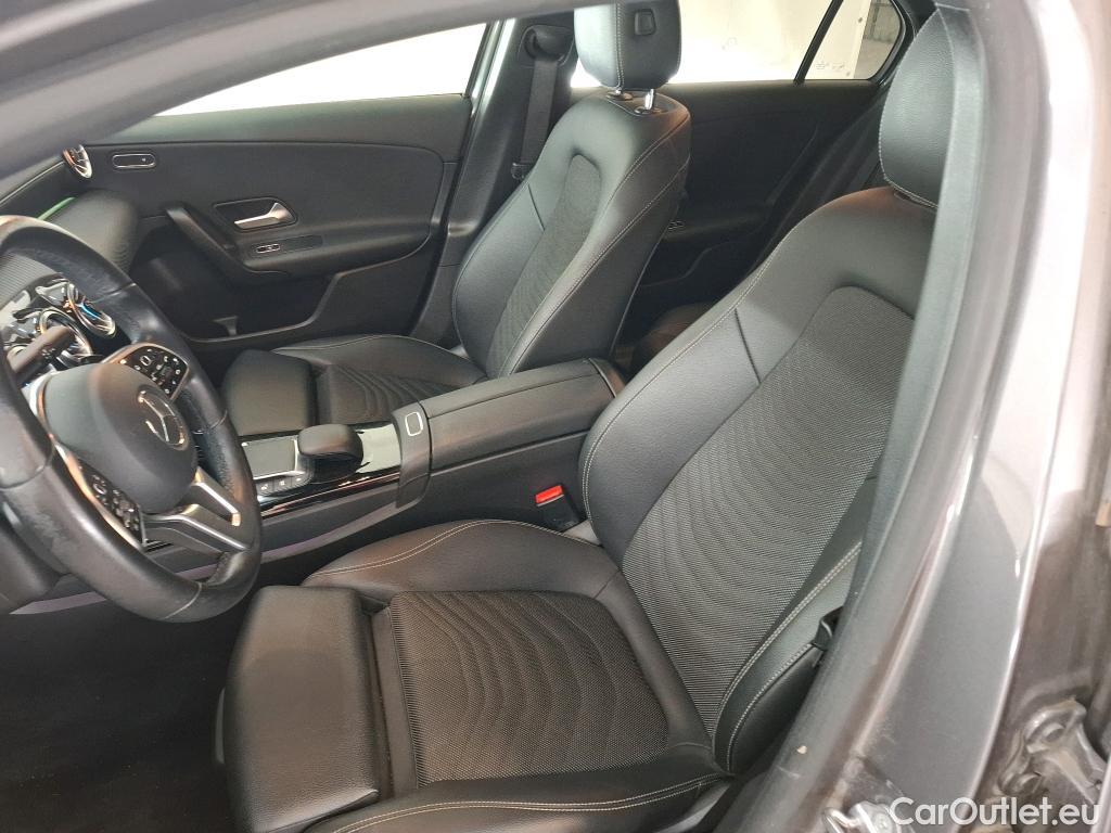Mercedes  A-Klasse MERCEDES-BENZ Classe A Compact / 2018 / 5P / Berline A 200 d Business Line 8G-DCT #8