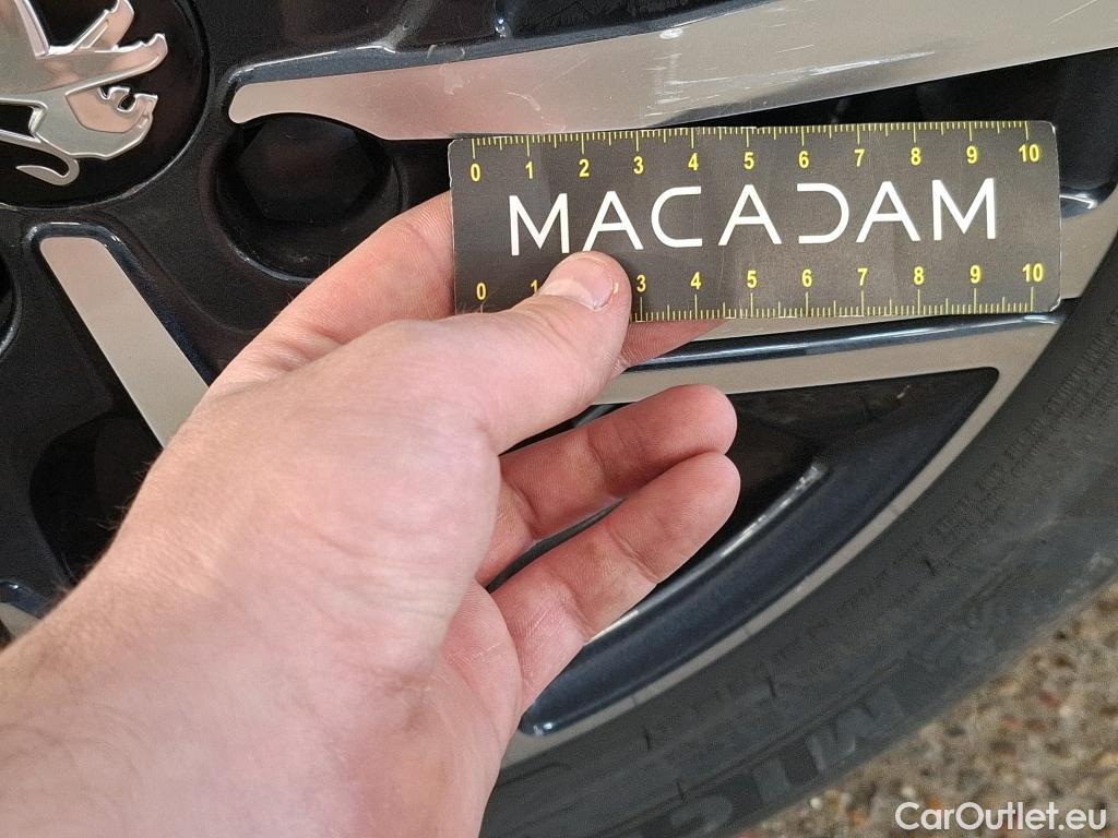  Peugeot  208  Allure Pack 1.2 PureTech 100CV BVM6 E6d #22