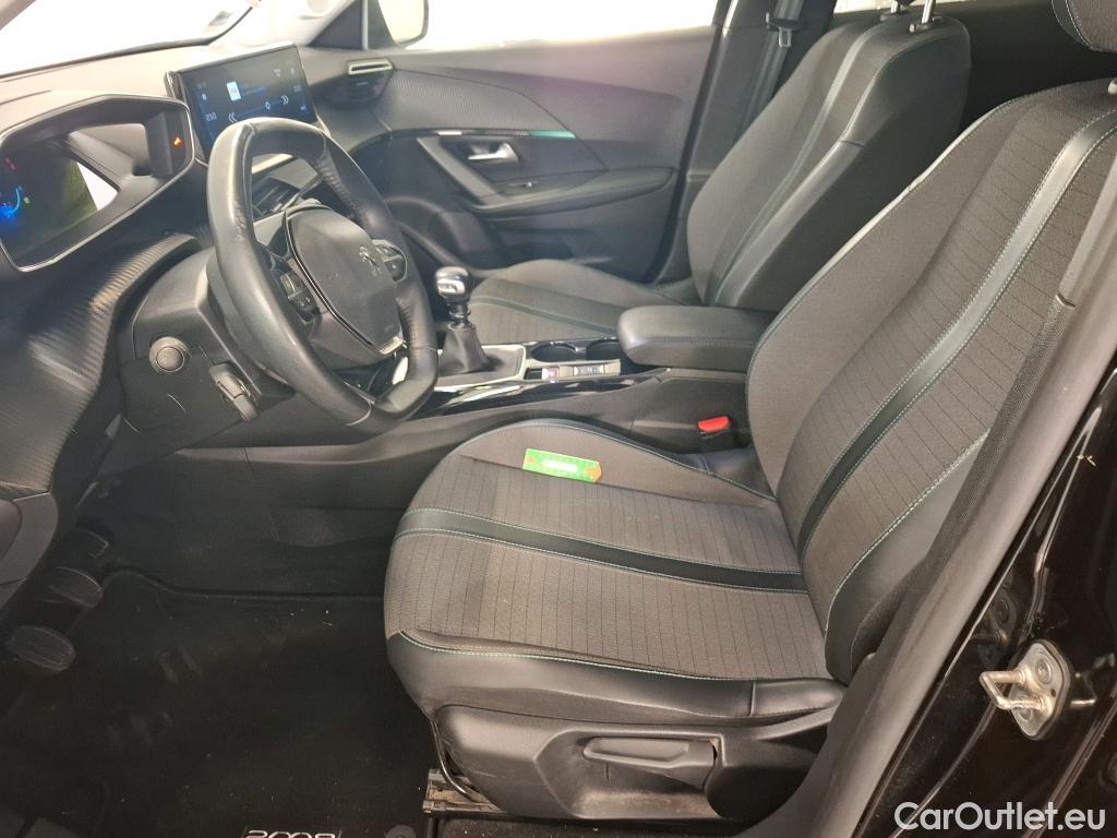 Peugeot  2008  Allure Pack 1.2 PureTech 100CV BVM6 E6d #15