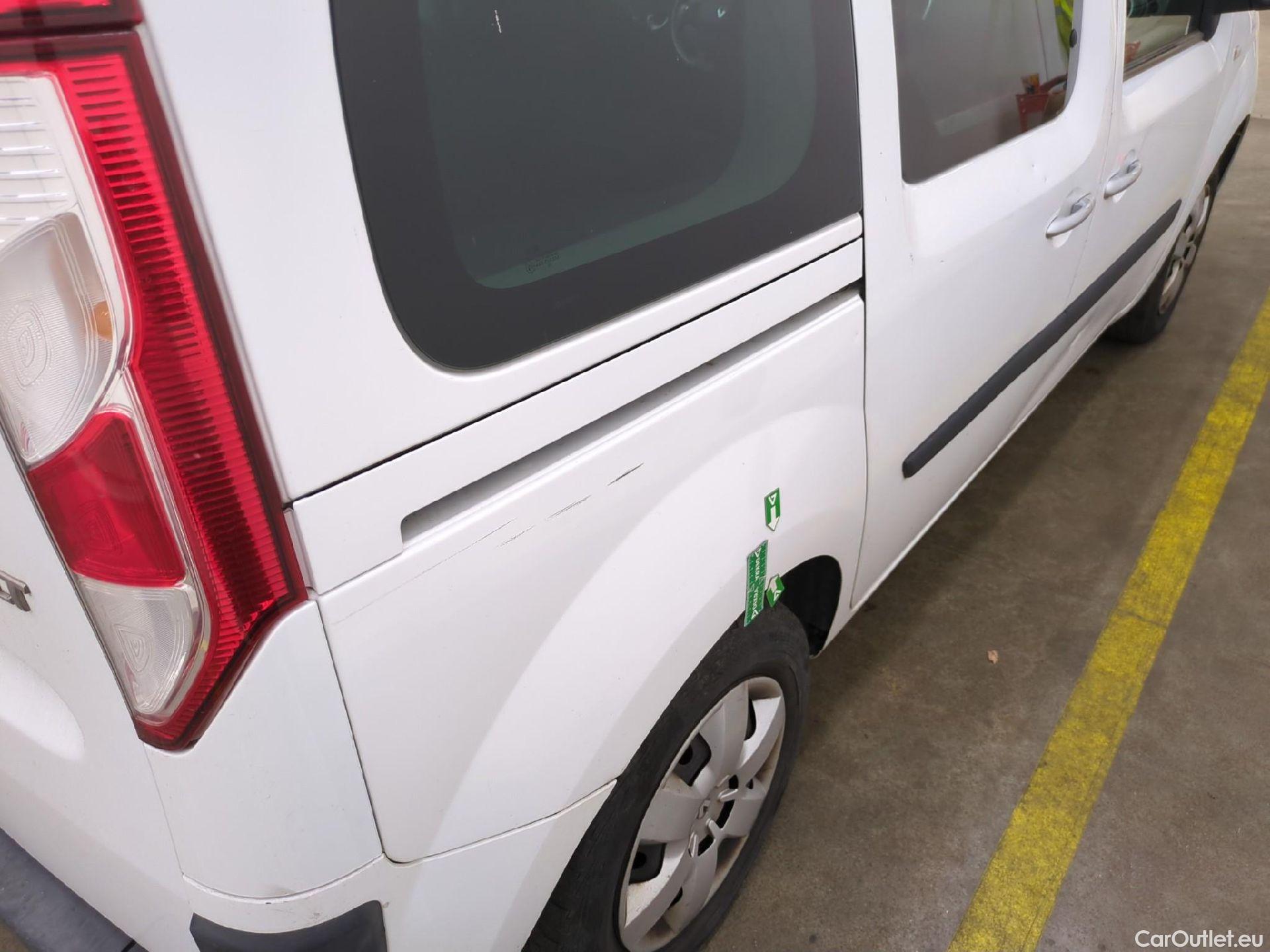 Renault  Kangoo  Business 1.5 dCi 95CV BVM6 E6dT #56